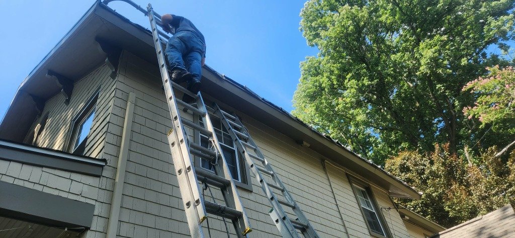 Storm Damage Roof Checklist: What to Do in the First 48 Hours
